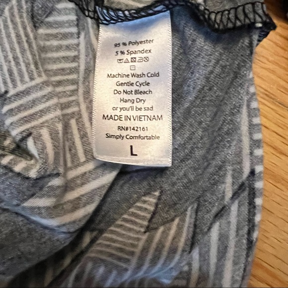 🚫DONATED🚫 - Picture 4 of 5